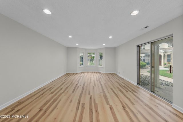 147 Tulip Lane, Freehold, NJ 07728