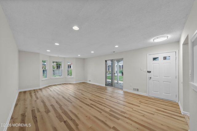 147 Tulip Lane, Freehold, NJ 07728