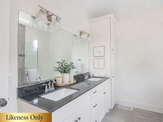 41 Trail's End Drive Lot 4, South Burlington, VT 05403