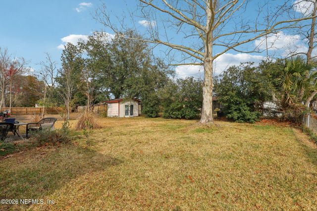 7823 PRAVER Drive W, Jacksonville, FL 32217