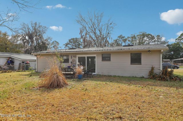 7823 PRAVER Drive W, Jacksonville, FL 32217