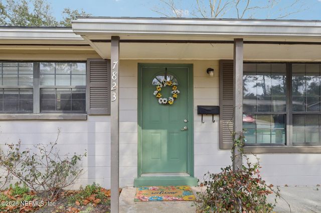 7823 PRAVER Drive W, Jacksonville, FL 32217