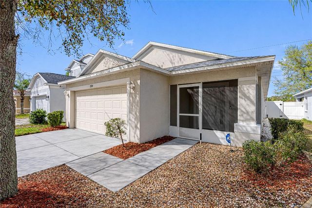7924 CARRIAGE POINTE DRIVE, Gibsonton, FL 33534
