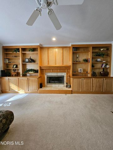 2367 Willow Pond Boulevard, Sylvania, OH 43560