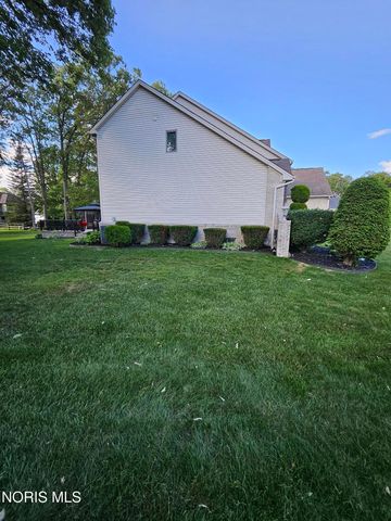 2367 Willow Pond Boulevard, Sylvania, OH 43560