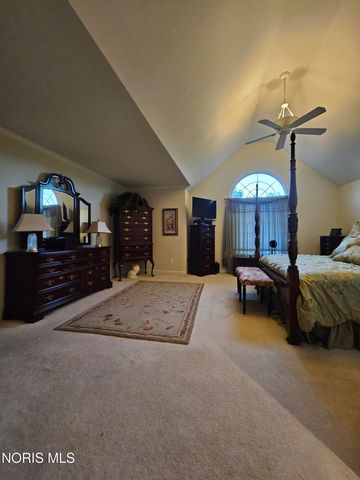 2367 Willow Pond Boulevard, Sylvania, OH 43560