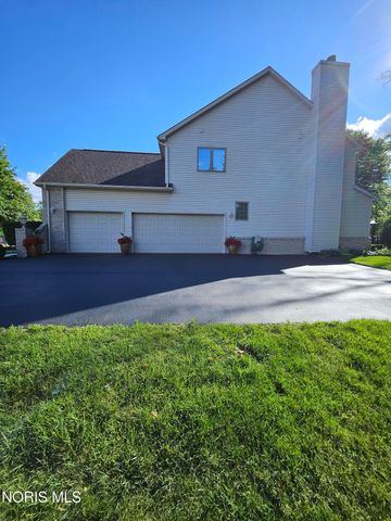 2367 Willow Pond Boulevard, Sylvania, OH 43560