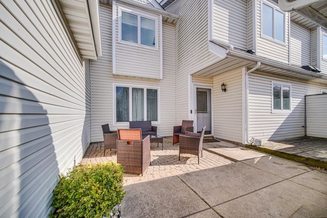 9993 Hunters Run, St. John, IN 46373