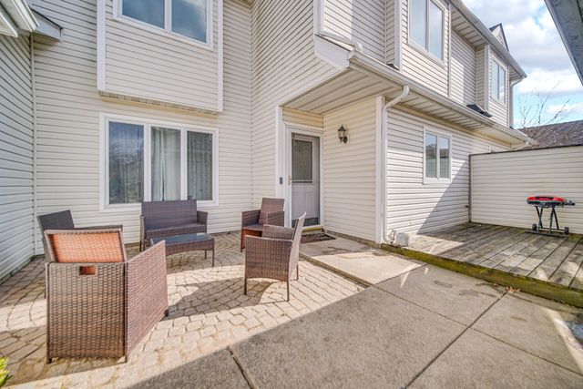 9993 Hunters Run, St. John, IN 46373