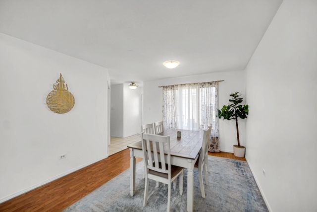 9993 Hunters Run, St. John, IN 46373