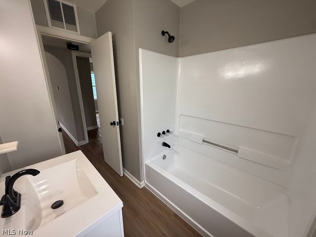 1054 Merton Avenue, Akron, OH 44306