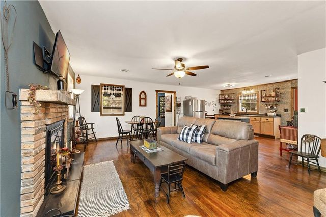 333 Maple Lane, Merrillan, WI 54754