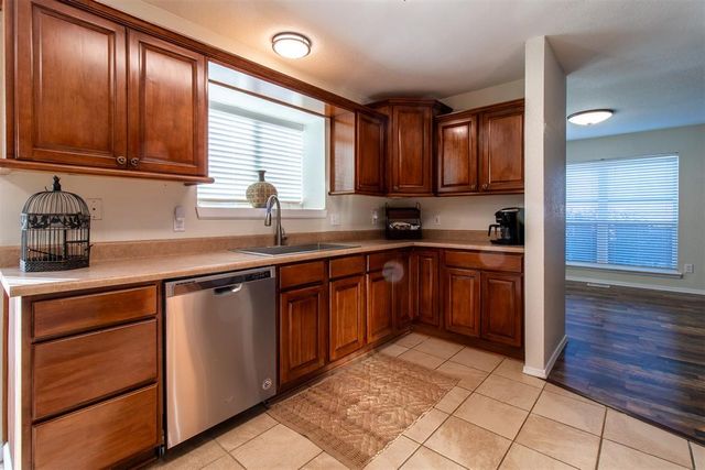 1909 Dorchester Road, Oklahoma City, OK 73130