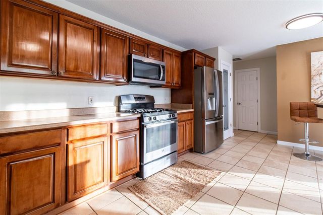 1909 Dorchester Road, Oklahoma City, OK 73130