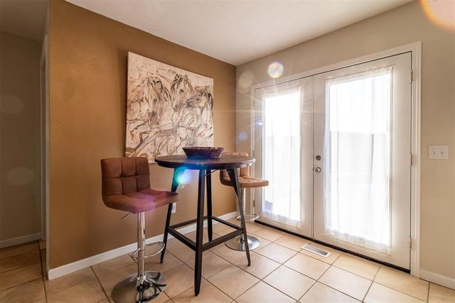 1909 Dorchester Road, Oklahoma City, OK 73130