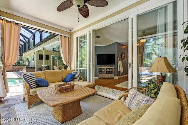 1555 LAKEWAY Drive, Fleming Island, FL 32003