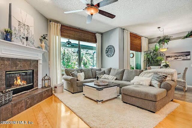 1555 LAKEWAY Drive, Fleming Island, FL 32003