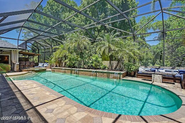1555 LAKEWAY Drive, Fleming Island, FL 32003