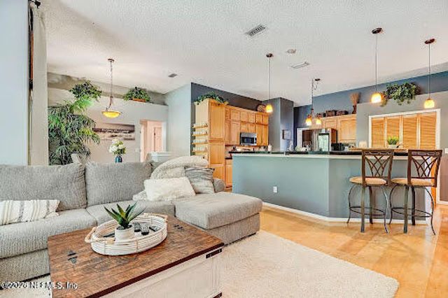 1555 LAKEWAY Drive, Fleming Island, FL 32003