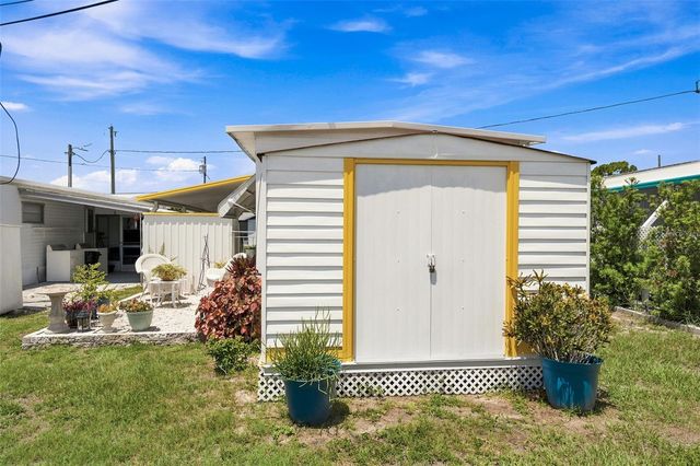 4687 67TH STREET N 23, St Petersburg, FL 33709