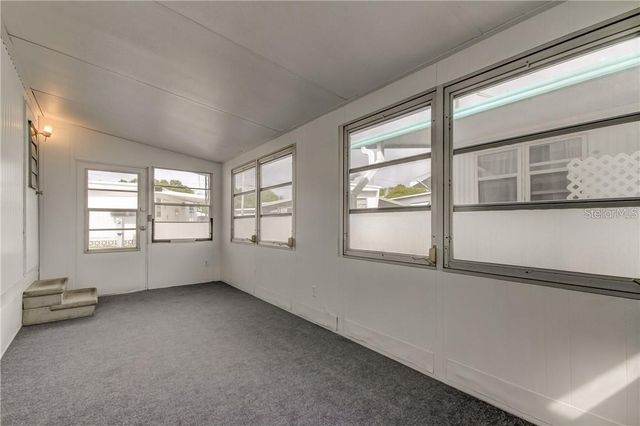 4687 67TH STREET N 23, St Petersburg, FL 33709