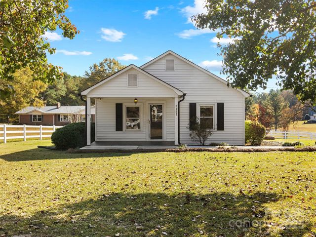 2131 Robert H Kirk Road, Lancaster, SC 29720
