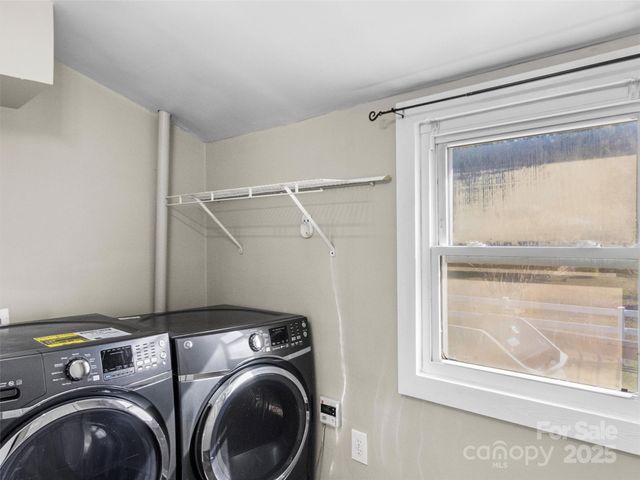 2131 Robert H Kirk Road, Lancaster, SC 29720