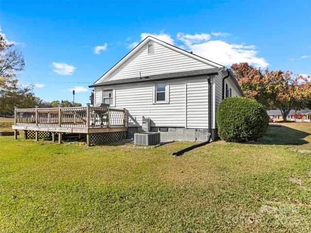 2131 Robert H Kirk Road, Lancaster, SC 29720