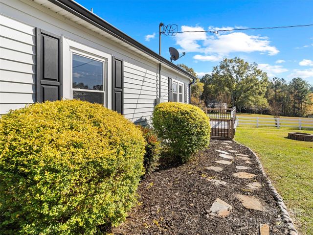 2131 Robert H Kirk Road, Lancaster, SC 29720