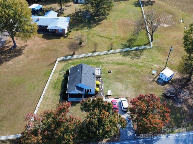 2131 Robert H Kirk Road, Lancaster, SC 29720