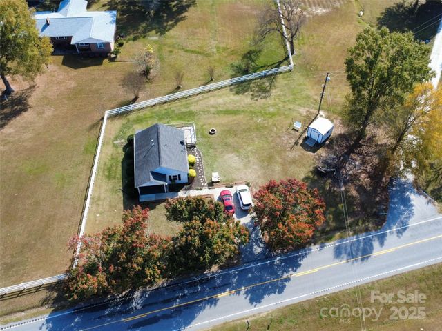 2131 Robert H Kirk Road, Lancaster, SC 29720