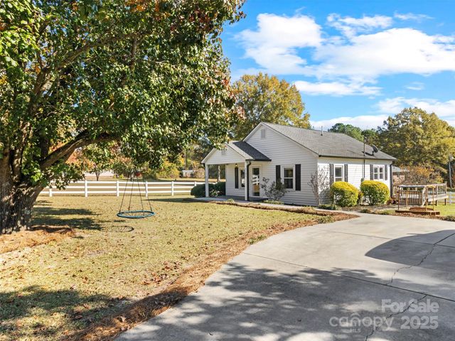 2131 Robert H Kirk Road, Lancaster, SC 29720