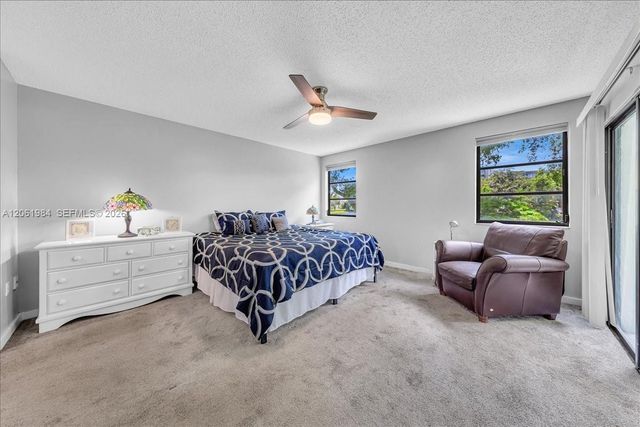 2240 N Cypress Bend Dr 204, Pompano Beach, FL 33069