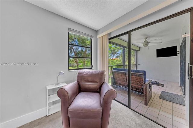 2240 N Cypress Bend Dr 204, Pompano Beach, FL 33069