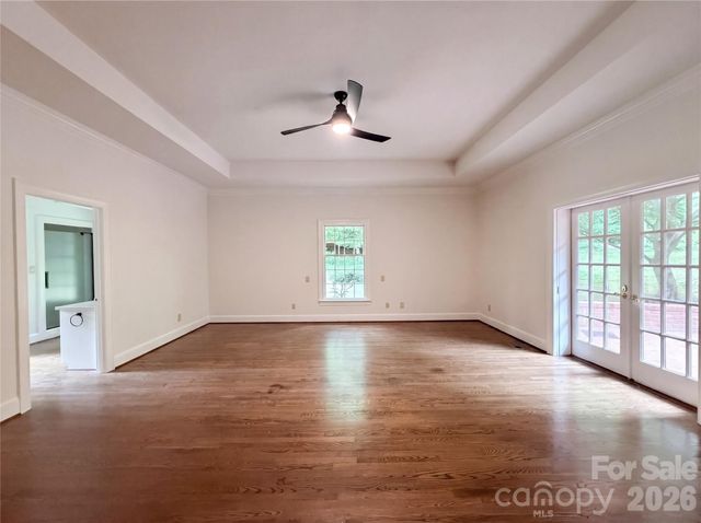 318 Valley Stream Road, Statesville, NC 28677