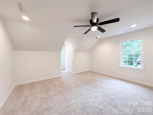 318 Valley Stream Road, Statesville, NC 28677