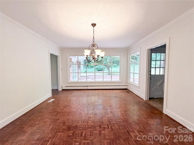 318 Valley Stream Road, Statesville, NC 28677