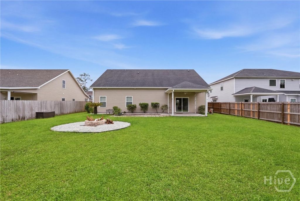 Image 4 of property listing at 105 Aquaduct, Rincon, GA 31326