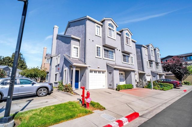 73 Fernridge Ct, Hayward, CA 94544