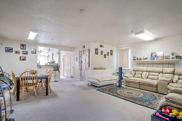 73 Fernridge Ct, Hayward, CA 94544