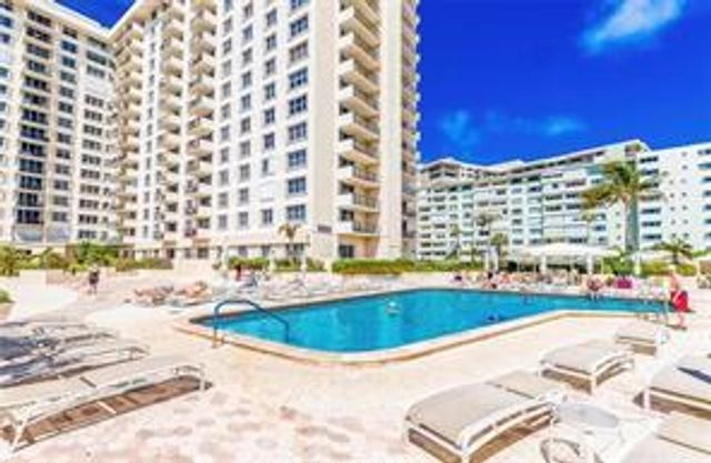 1900 S Ocean Blvd Apt 8L, Lauderdale By The Sea, FL 33062