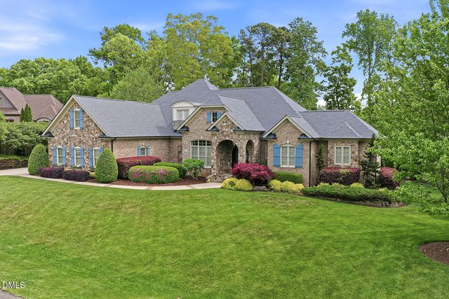 5109 Huntley Grove Court, Fuquay Varina, NC 27526