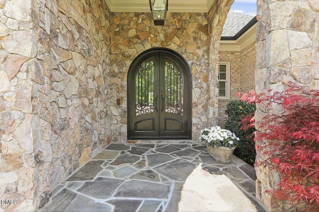 5109 Huntley Grove Court, Fuquay Varina, NC 27526