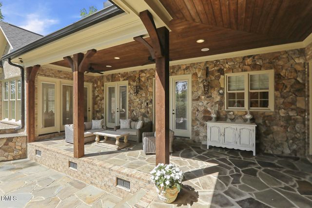 5109 Huntley Grove Court, Fuquay Varina, NC 27526