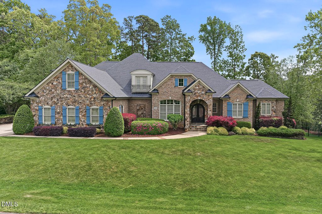 5109 Huntley Grove Court, Fuquay Varina, NC 27526