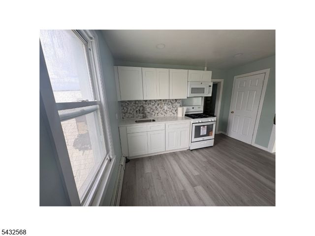93 Highland St 1-3, Paterson City, NJ 07524