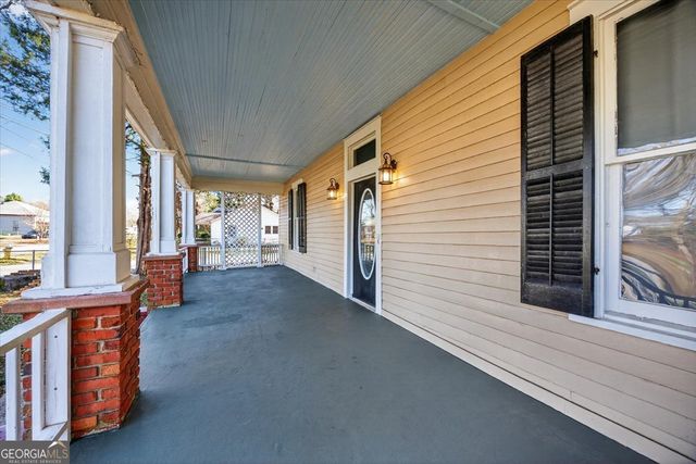 285 E Main Street, Forsyth, GA 31029