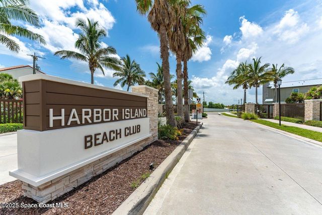 3031 Hafen Lane 205, Melbourne Beach, FL 32951