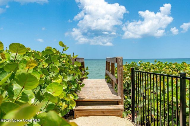 3031 Hafen Lane 205, Melbourne Beach, FL 32951