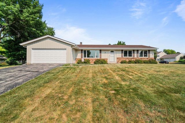 419 Coburn Street, Delavan, WI 53115